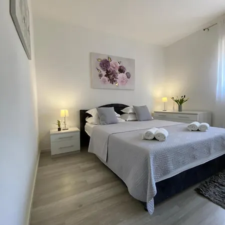 Antonio Apartment *