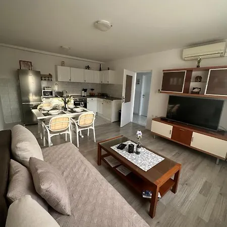 Antonio Apartment *